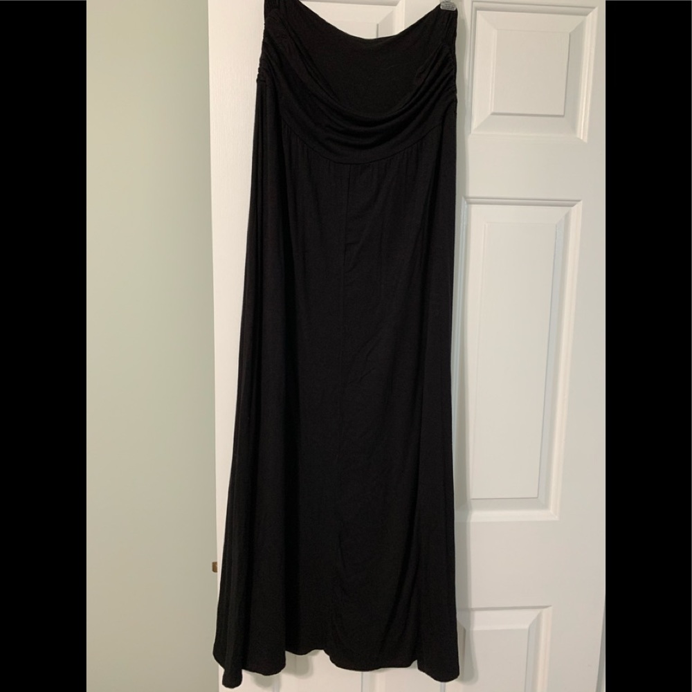 Long black skirt